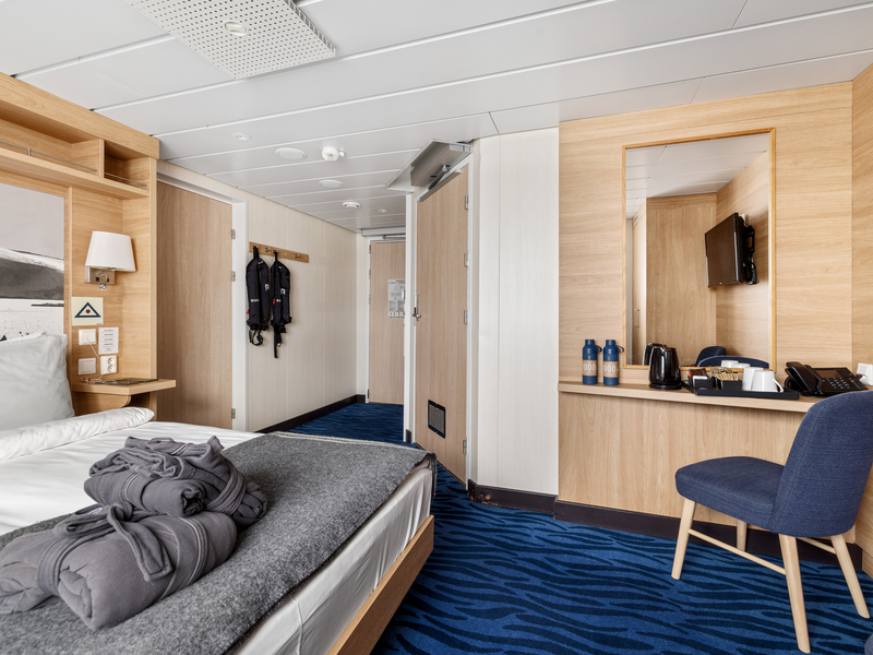 Arctic Superior | Wheelchair-Accessible